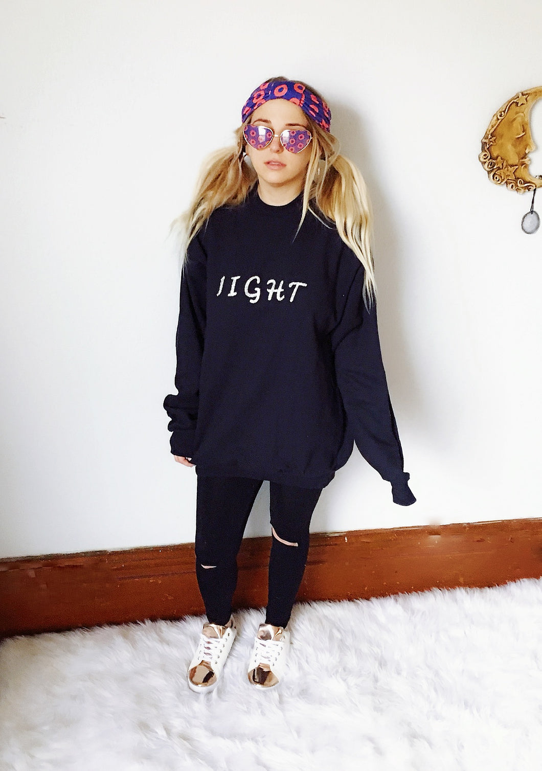 X SOLD X LIGHT Silver Glitter Sweatshirt LARGE