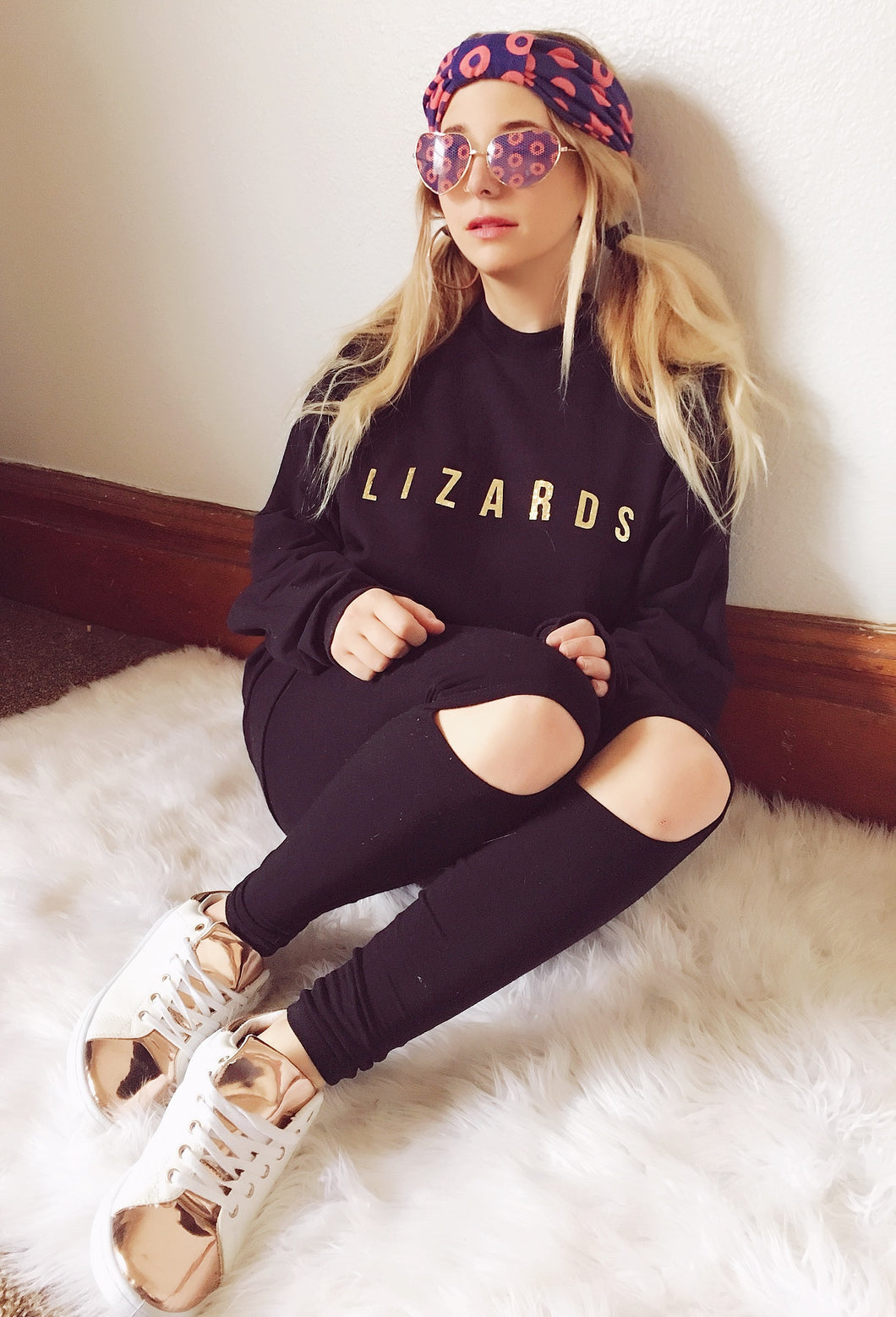X SOLD X LIZARDS Gold Glitter Sweatshirt MEDIUM